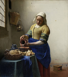 Johannes Vermeer, Het Melkmeisje, ca. 1660, Rijksmuseum, Amsterdam. Is het werkelijk een melkmeid? Of toch eerder een keukenmeid. Ervaar er meer over tijdens een privé rondleiding.